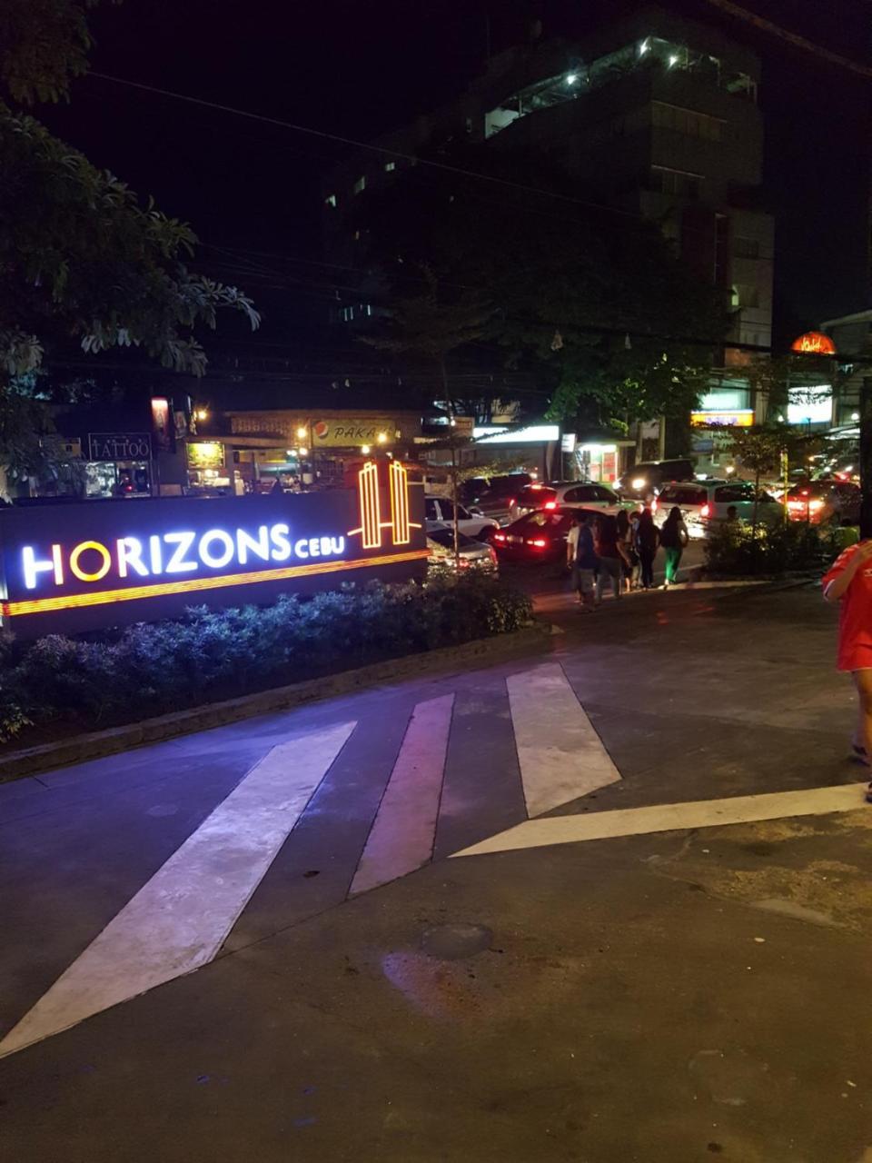 Hermione's Haven at Horizon 101 Cebu Buitenkant foto